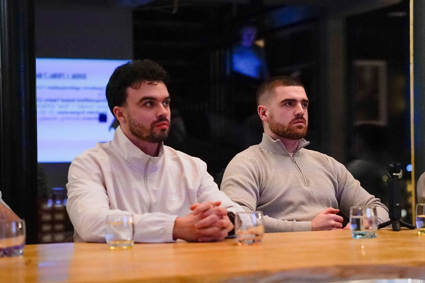 An attentive discussion around the table at Ski Mastermind 2026.